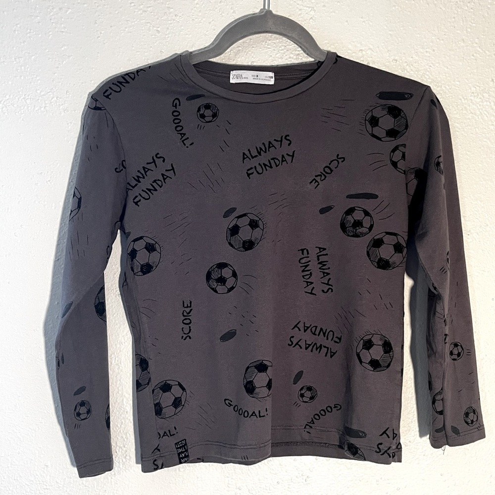 Boys Zara graphic t shirt!